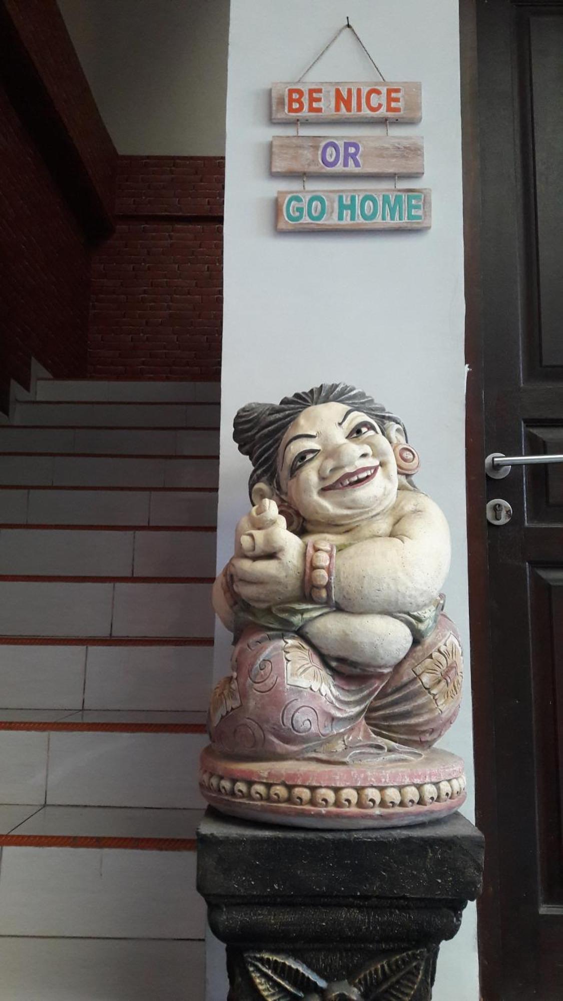 阿贡酒店 塞米亚克 外观 照片